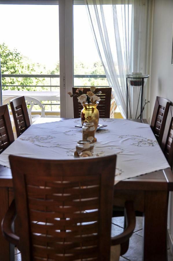 Martha'S Villa Nea Iraklitsa Luaran gambar
